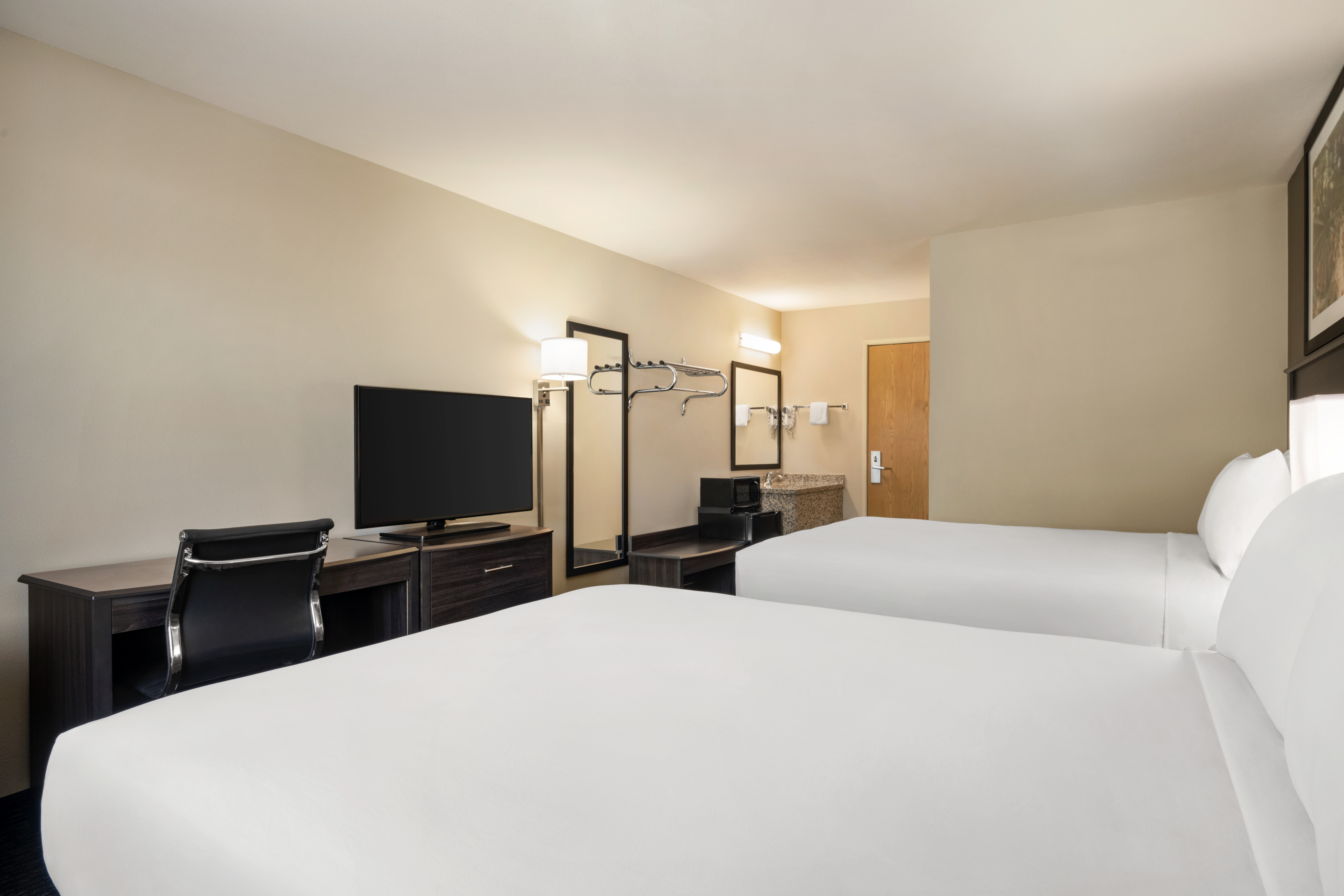 Guest room at the Baymont by Wyndham Elko in Elko, Nevada